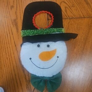 Snowman door hanging decoration